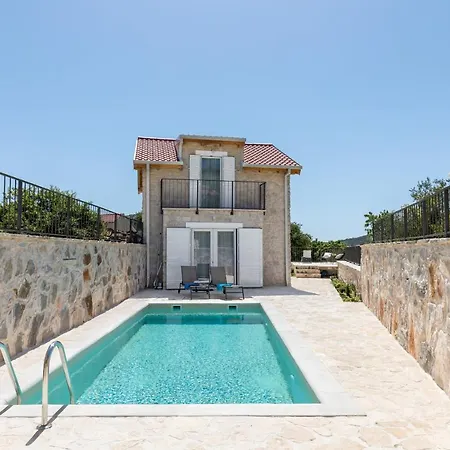 Peaceful Stone Nest With Private Pool * Vinišće