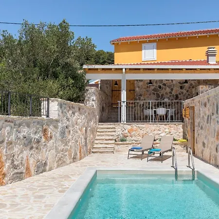 Peaceful Stone Nest With Private Pool Villa *